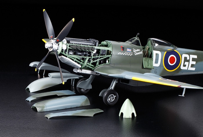 Tamiya Spitfire Mk.XVIe 1/32 60321