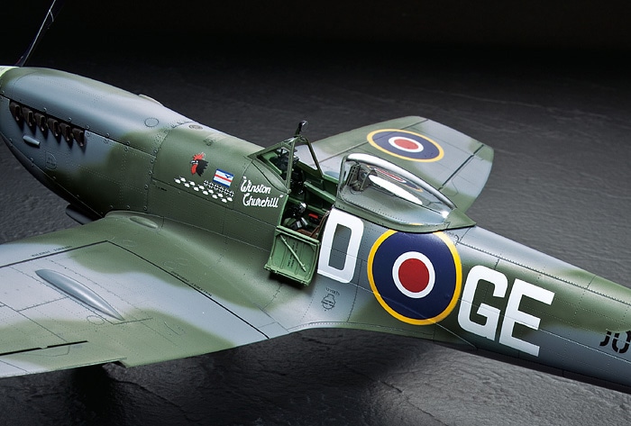 Tamiya Spitfire Mk.XVIe 1/32 60321
