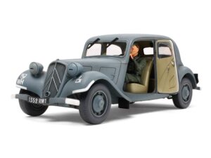 Tamiya Citroen Traction 11CV Staff Car 1/35 35301