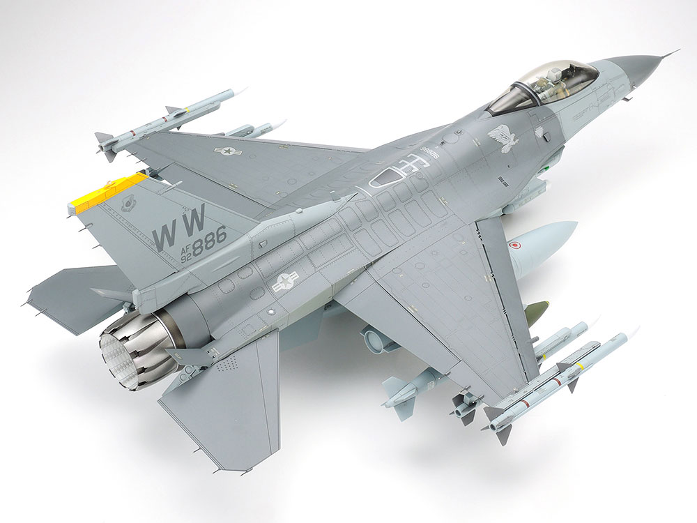 Tamiya Lockheed Martin F-16CJ BLOCK 50 Fighting Falcon 1/32 60315