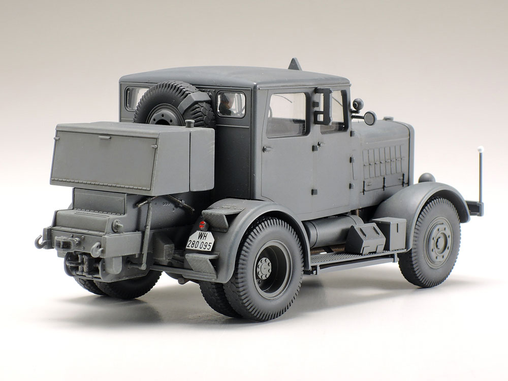 Tamiya German Heavy Tractor SS-100 1/48 32593 - Image 3