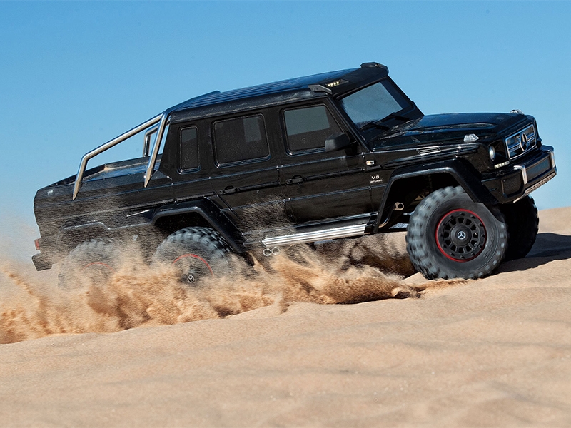 Traxxas TRX-6 Mercedes-Benz G 63 AMG XL-5 1:10 6x6 RTD Crawler - Black