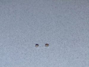 Radioactive SS Nyloc M2 Pk2