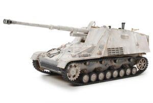Tamiya German Self Propelled Heavy Tank Nashorn 1/35 35335