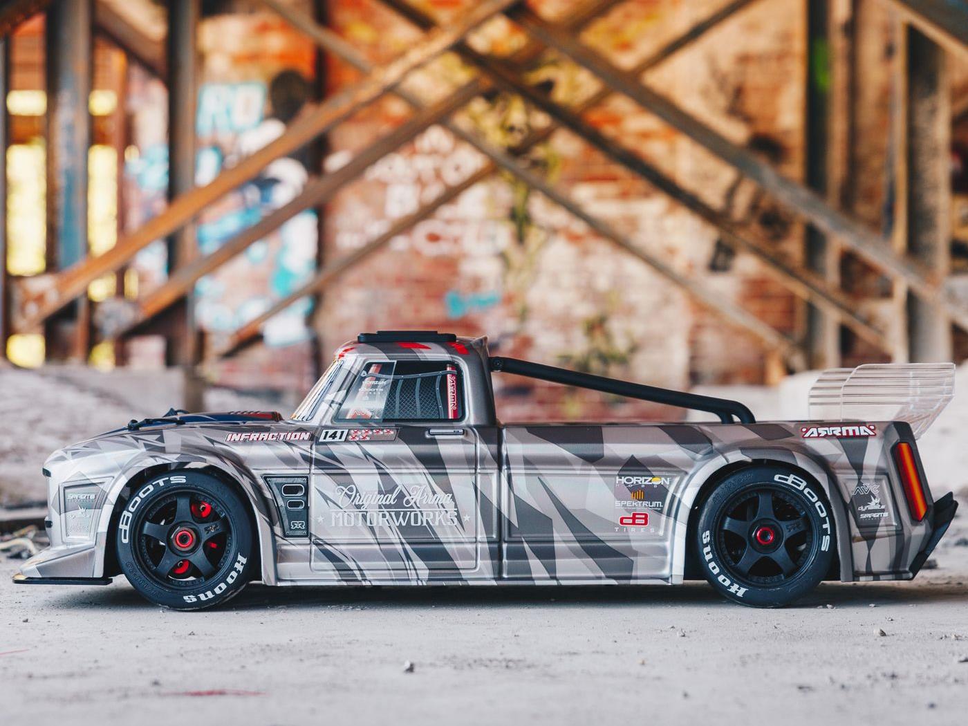 Arrma Infraction 6S BLX RTR Silver ARA7615V2T2