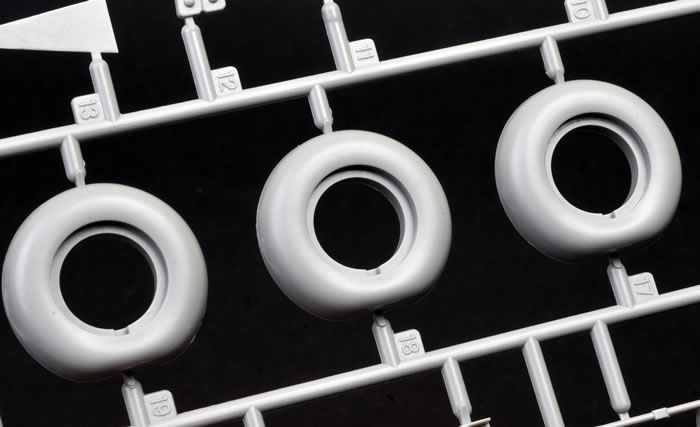 HK Models Dornier Do 335 "Pfeil" B-2 Zerstörer