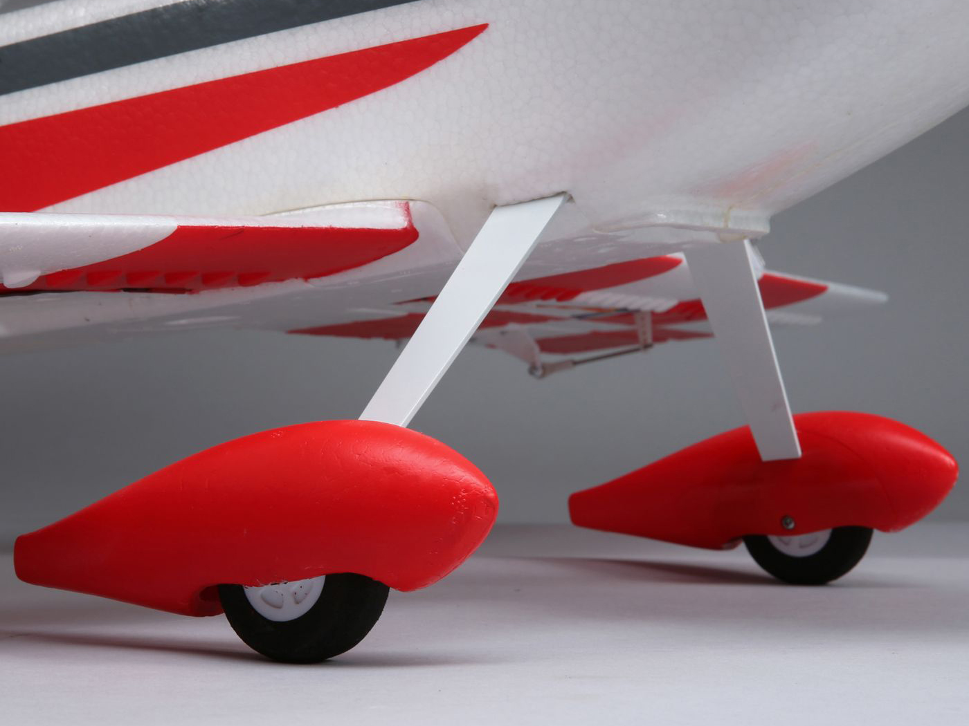 E-Flite Ultimate 3D 950mm SMART BNF Basic w/AS3X & SAFE EFL16550