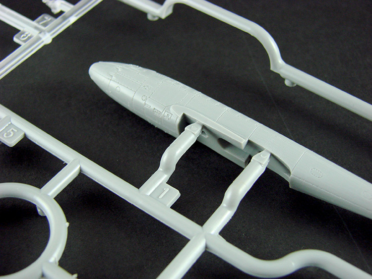 HK Models Gloster Meteor F.4 1/32