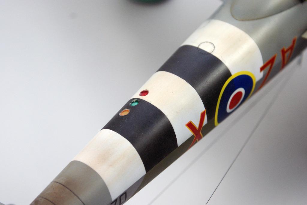 HK Models 1/32 de Havilland Mosquito B Model Kit