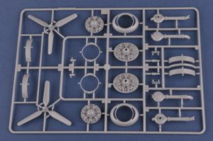 Hobbyboss 1:32 - USAAF B-24J Liberator 83211