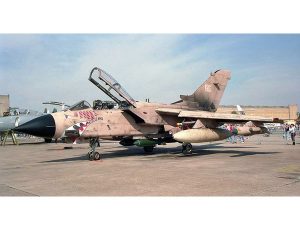 ITALERI 1/72 PANAVIA TORNADO GR.1 RAF MODEL KIT