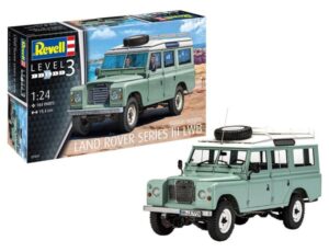 REVELL 1/24 LAND ROVER SERIES III MODEL KIT
