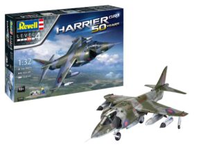 REVELL Gift Set Hawker Harrier GR Mk.1 50th Anniversary 1:32 Model Kit 05690