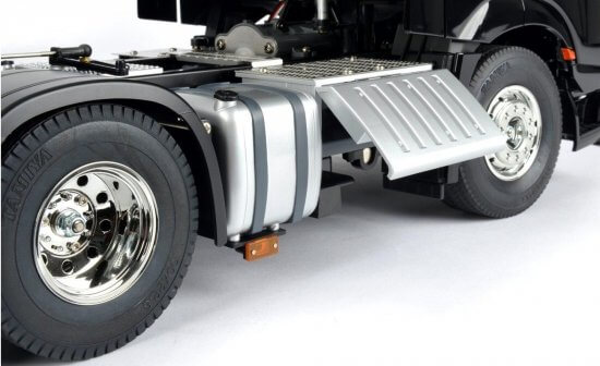 Tamiya Mercedes-Benz Actros - 3363 6x4 GigaSpace 56348