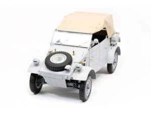 REVELL 1/9 KUBELWAGEN TYPE 82 PLATINUM EDITION