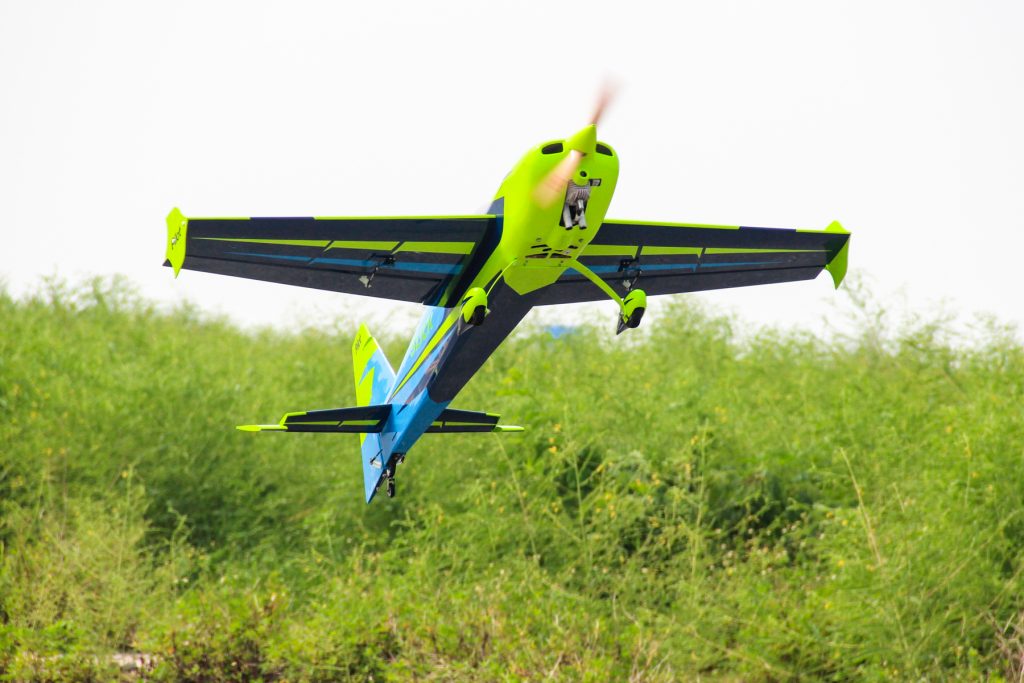 Pilot-RC Slick 74IN 02 (Blue/Green) PIL662 - Image 16