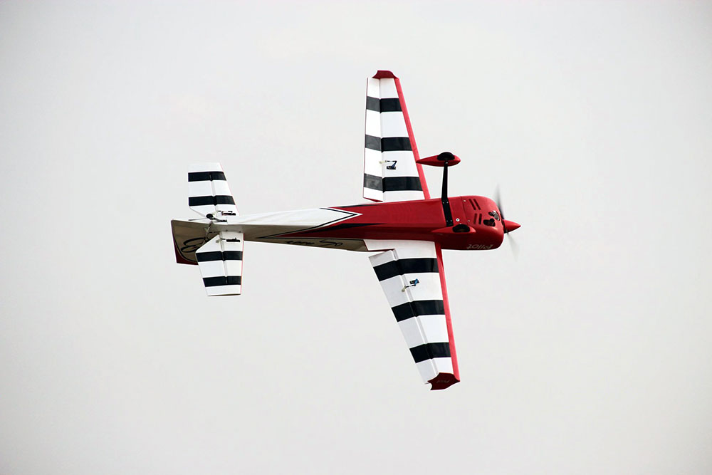 Pilot-RC Laser 88IN 01