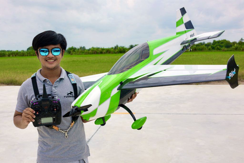 Pilot-RC Extra NG 60IN