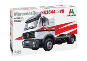 Italeri Mercedes Benz SK