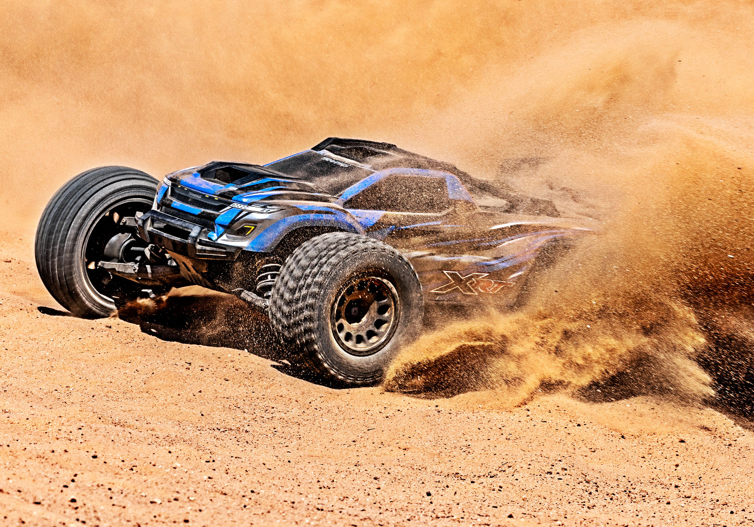 Traxxas XRT Blue VXL 8S 4X4 1:7 ARTR - Image 17