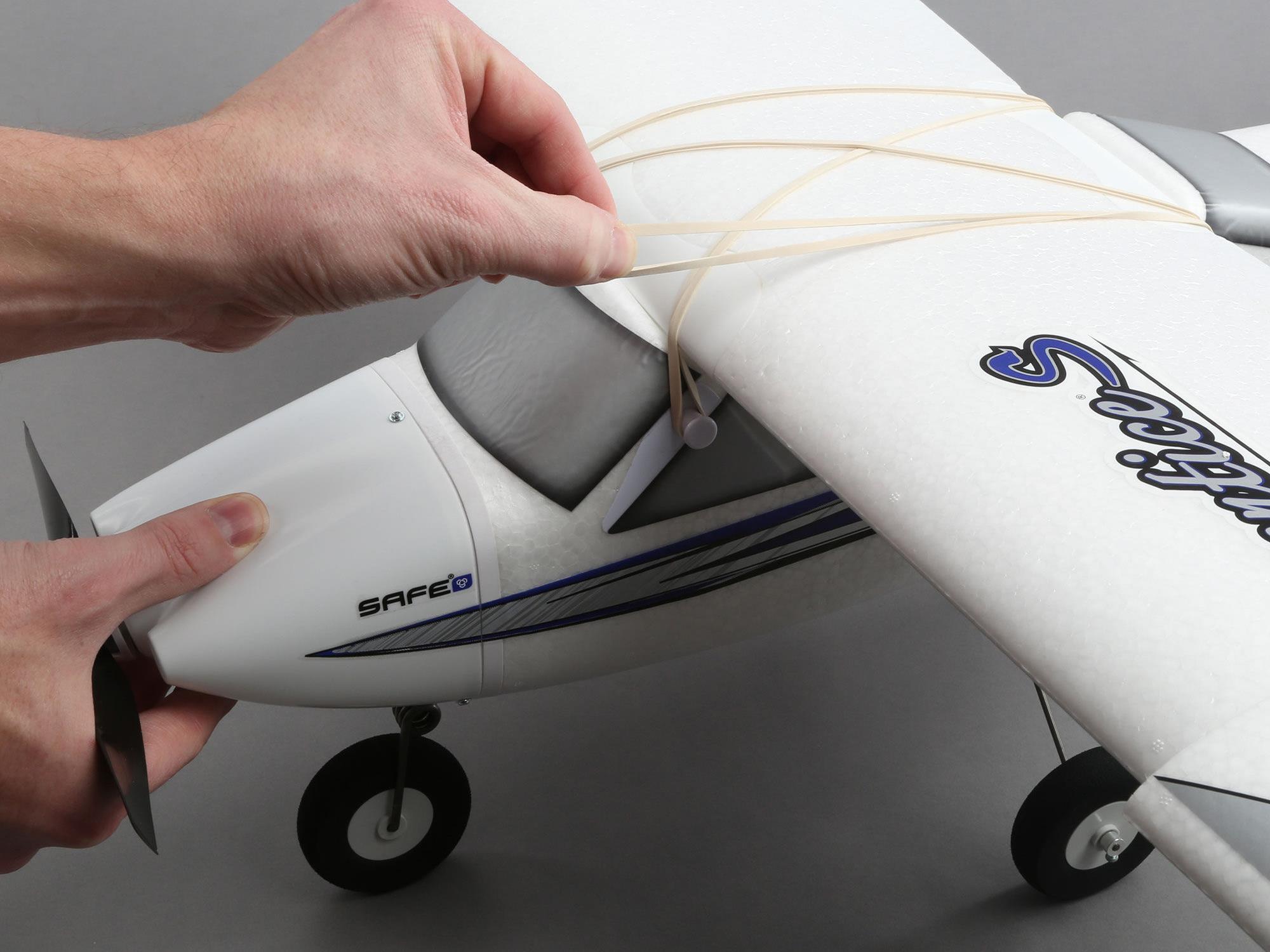 HOBBYZONE APPRENTICE S 2 1.2M RTF BASIC WITH SAFE A-HBZ310001