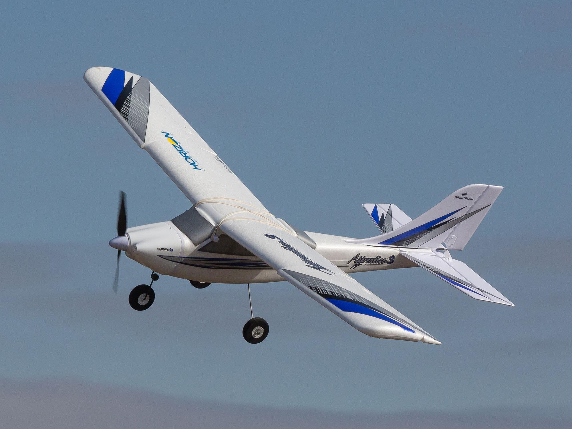 HOBBYZONE APPRENTICE S 2 1.2M RTF BASIC WITH SAFE A-HBZ310001