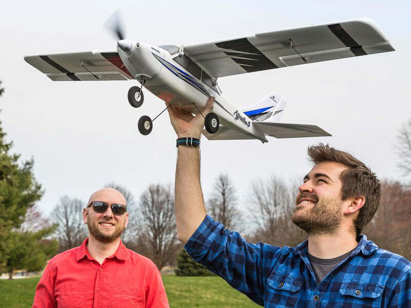 HOBBYZONE APPRENTICE S 2 1.2M RTF BASIC WITH SAFE A-HBZ310001