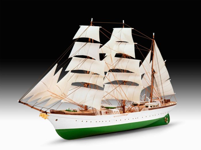 Revell 1/350 Gorch Fock