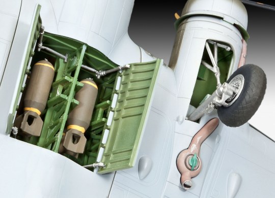 Revell B-17F Memphis Belle 04279 1/72 - Image 4