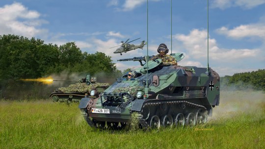 Revell Wiesel 2 LeFlaSys BF/UF 1:35 03336 - Image 2