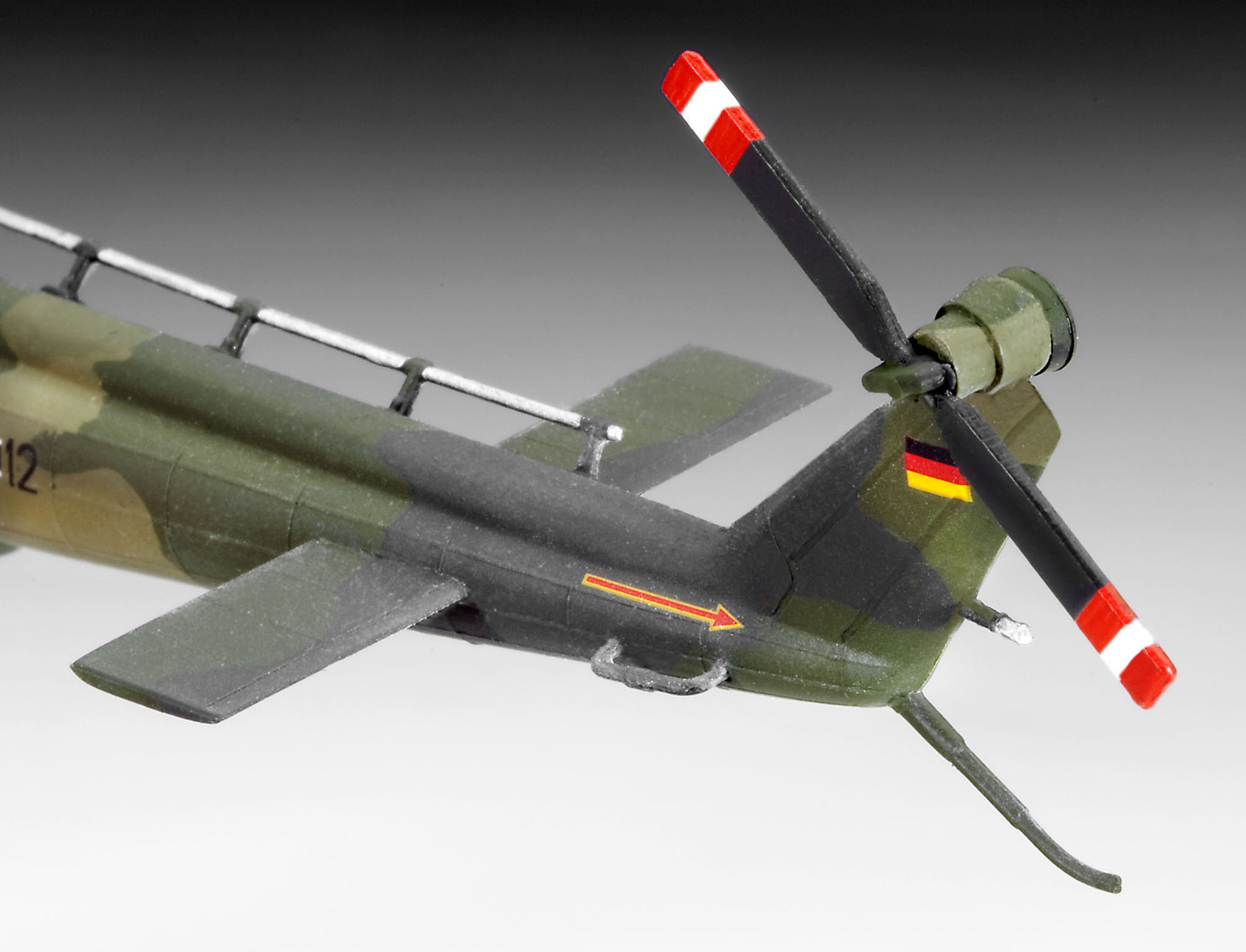 Revell Bell UH-1D SAR 1:72 04444