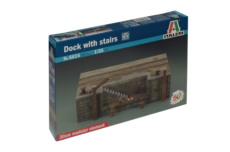 Italeri Dock With Stairs 1:35 5615