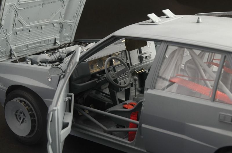 Italeri Lancia Delta HF Integrale 1/12 4709