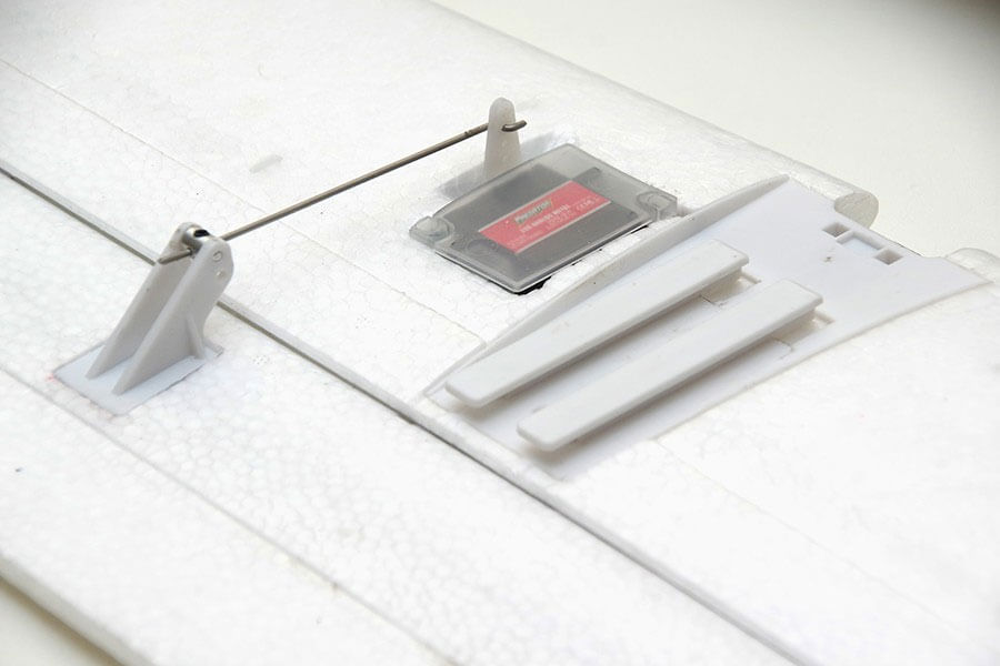 FMS 3000MM FOX GLIDER PNP (XT90) WITH REFLEX FMS107P-REFV2