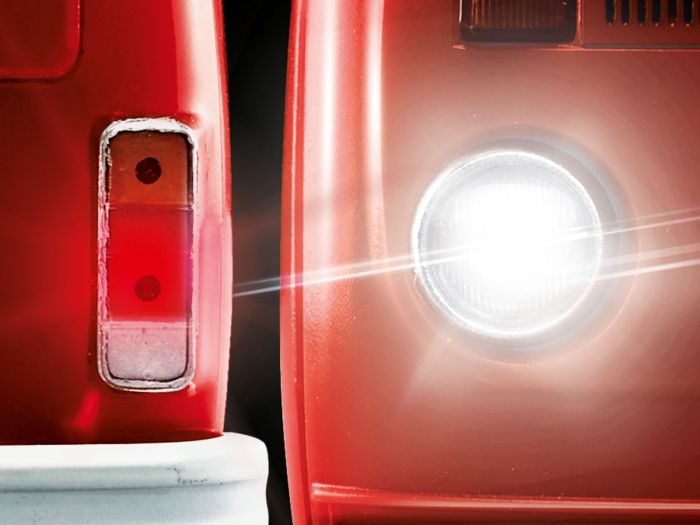 Revell 1/24 Volkswagen T2 Bus Easy-Click Technik RV00459 - Image 7