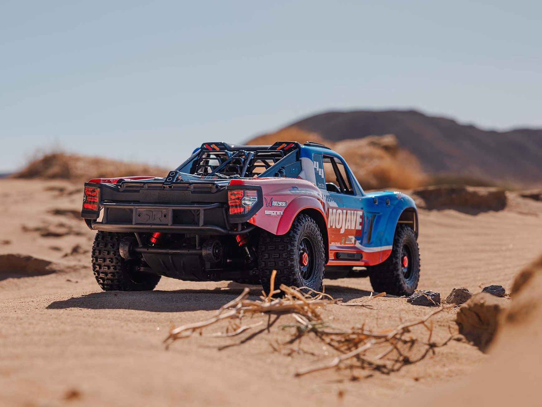 Arrma 1/8 MOJAVE 4S 4X4 BLX DT (with Centre Diff) RTR Blue C-ARA4404T2 - Image 24