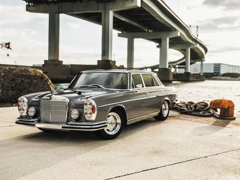 Kyosho Fazer MK2 (L) Mercdes Benz 300 SEL 1971 1:10 Readyset - Type1