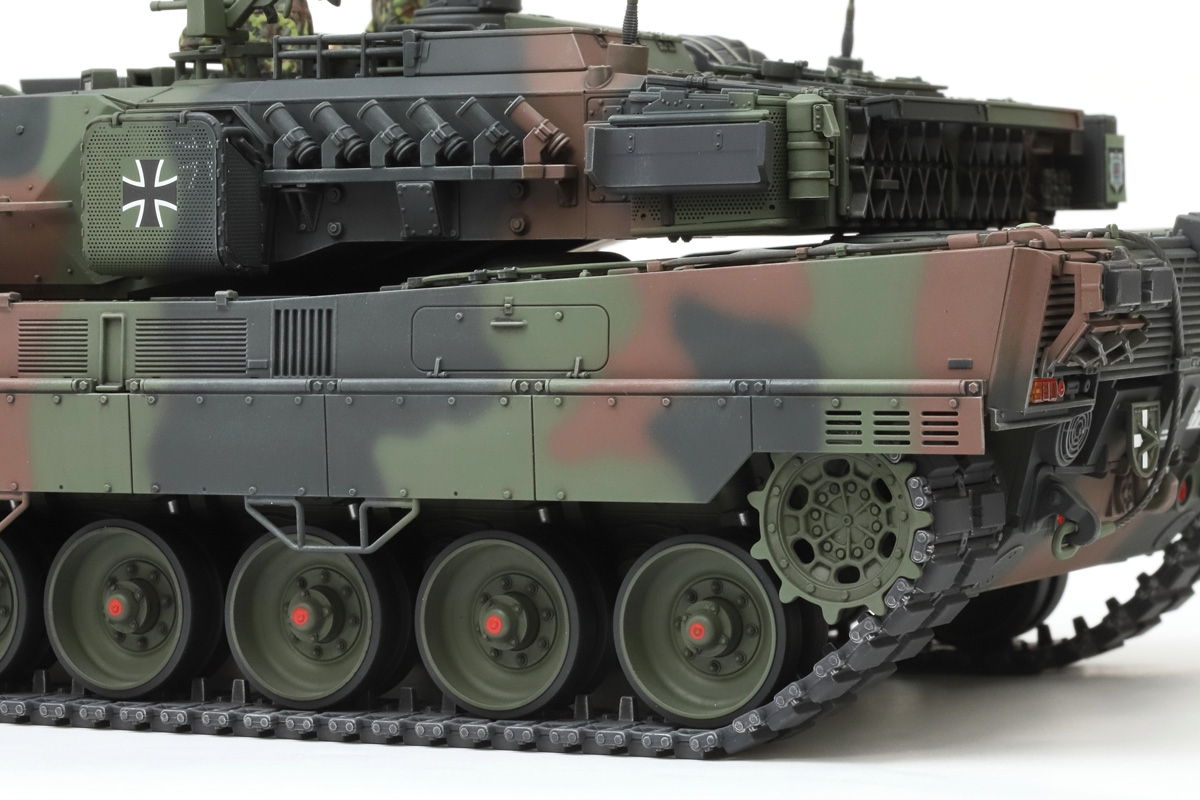 Tamiya Leopard 2 A7V 1/35 35387