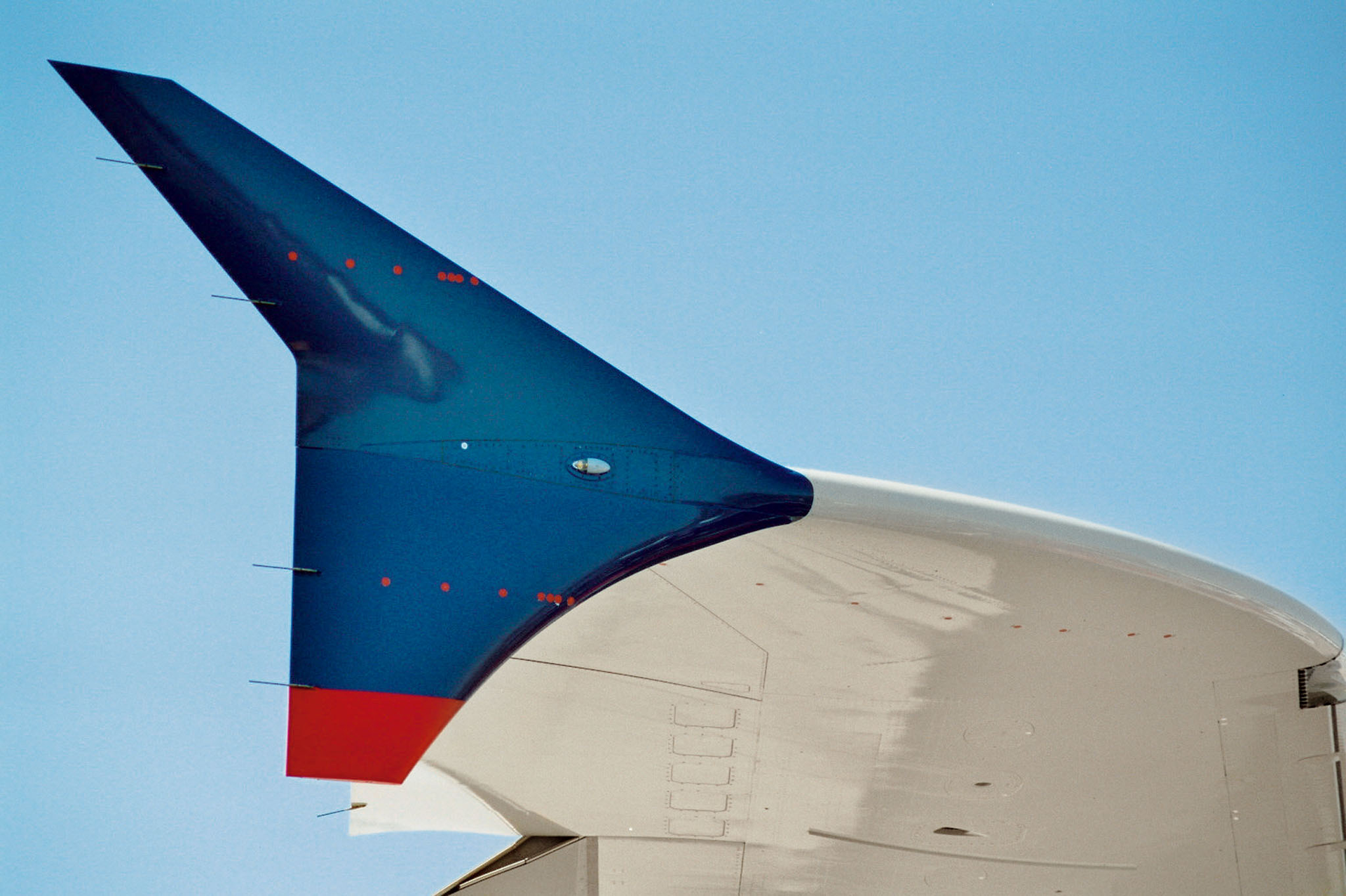 Revell Airbus A380 Design New livery "First Flight" 1/144 04218