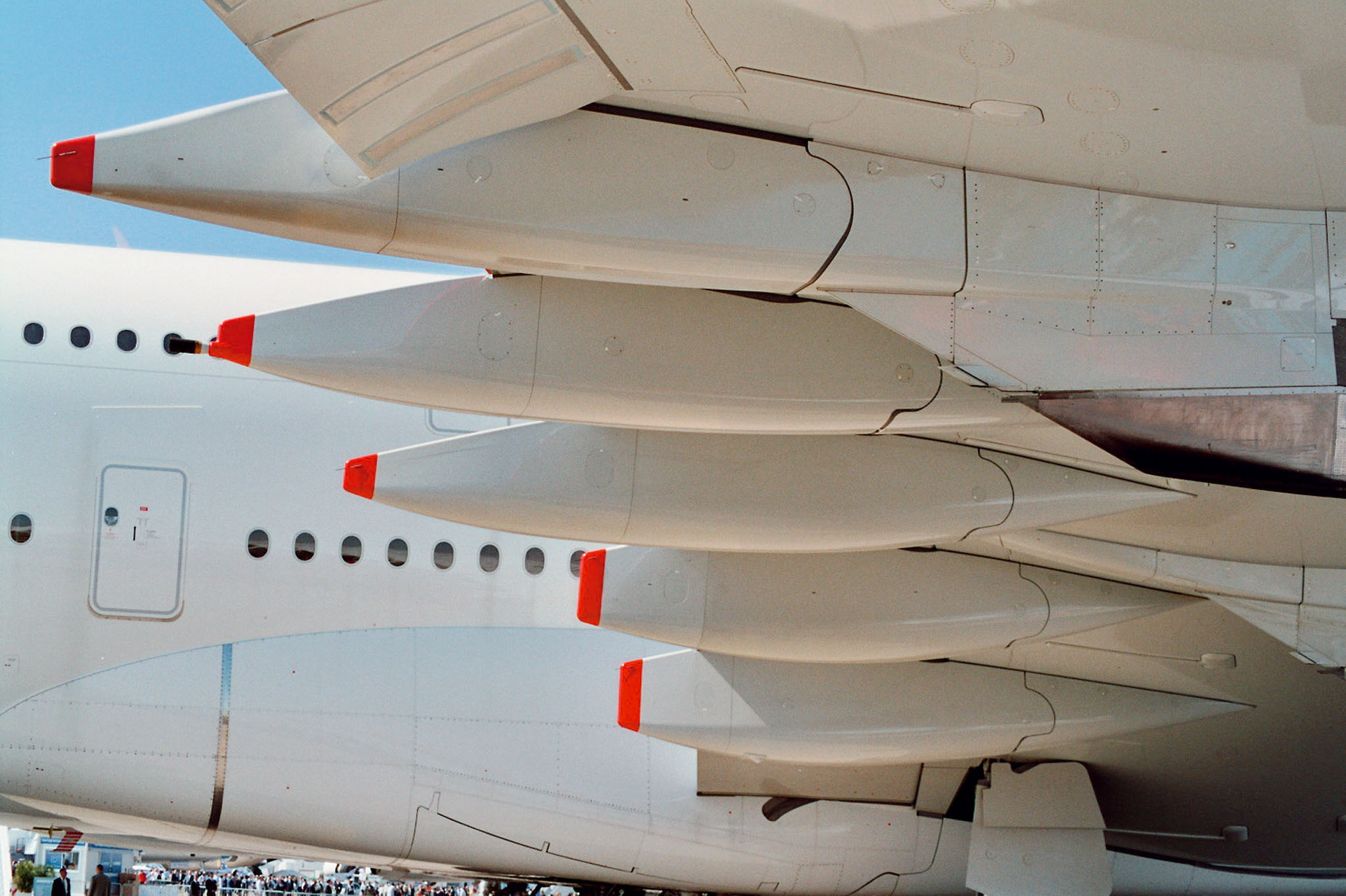 Revell Airbus A380 Design New livery "First Flight" 1/144 04218