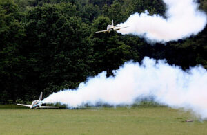 Deluxe Materials PowerModel Smoke Oil 1 litre (LU07) V-LU07