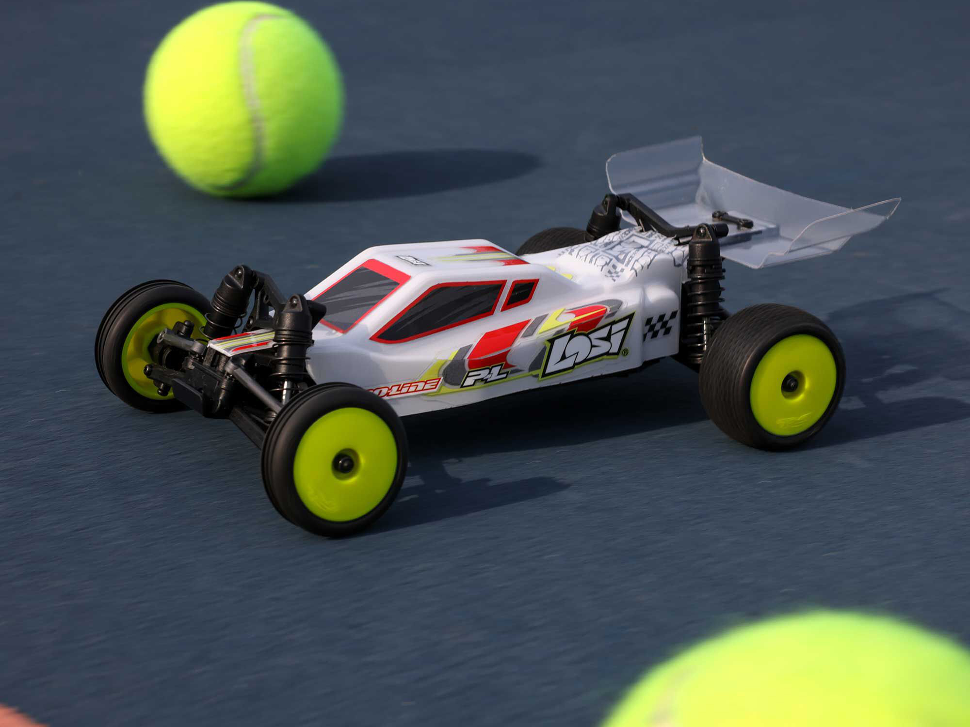 Losi 1/24 Micro-B 2WD Buggy RTR, White