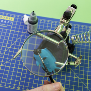 Modelcraft Heavy Duty Helping Hands Magnifier PCL2300