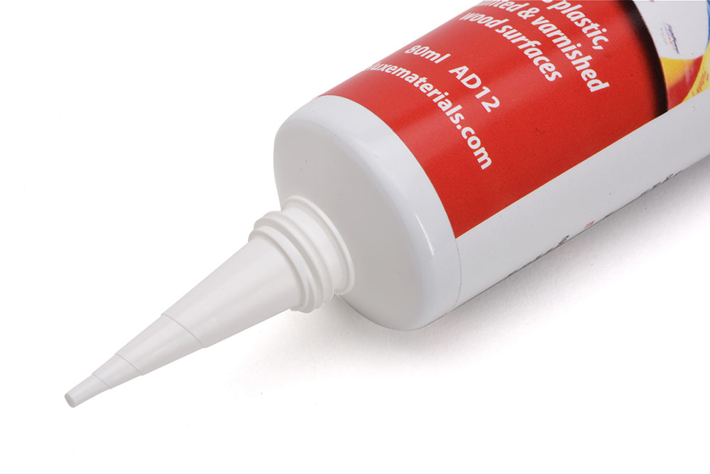 Deluxe Materials R/C Modellers Canopy Glue - 80g Tube (AD81) - Image 3