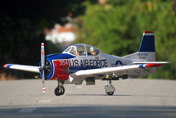 VQ Models T-28 Trojan 'White' 69.7in Wingspan ARF VQA162RW