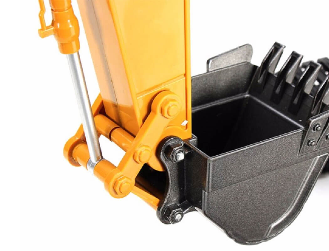 Huina 1/14 Scale Rc Excavator 2.4G 15Ch W/Die Cast Bucket CY1535