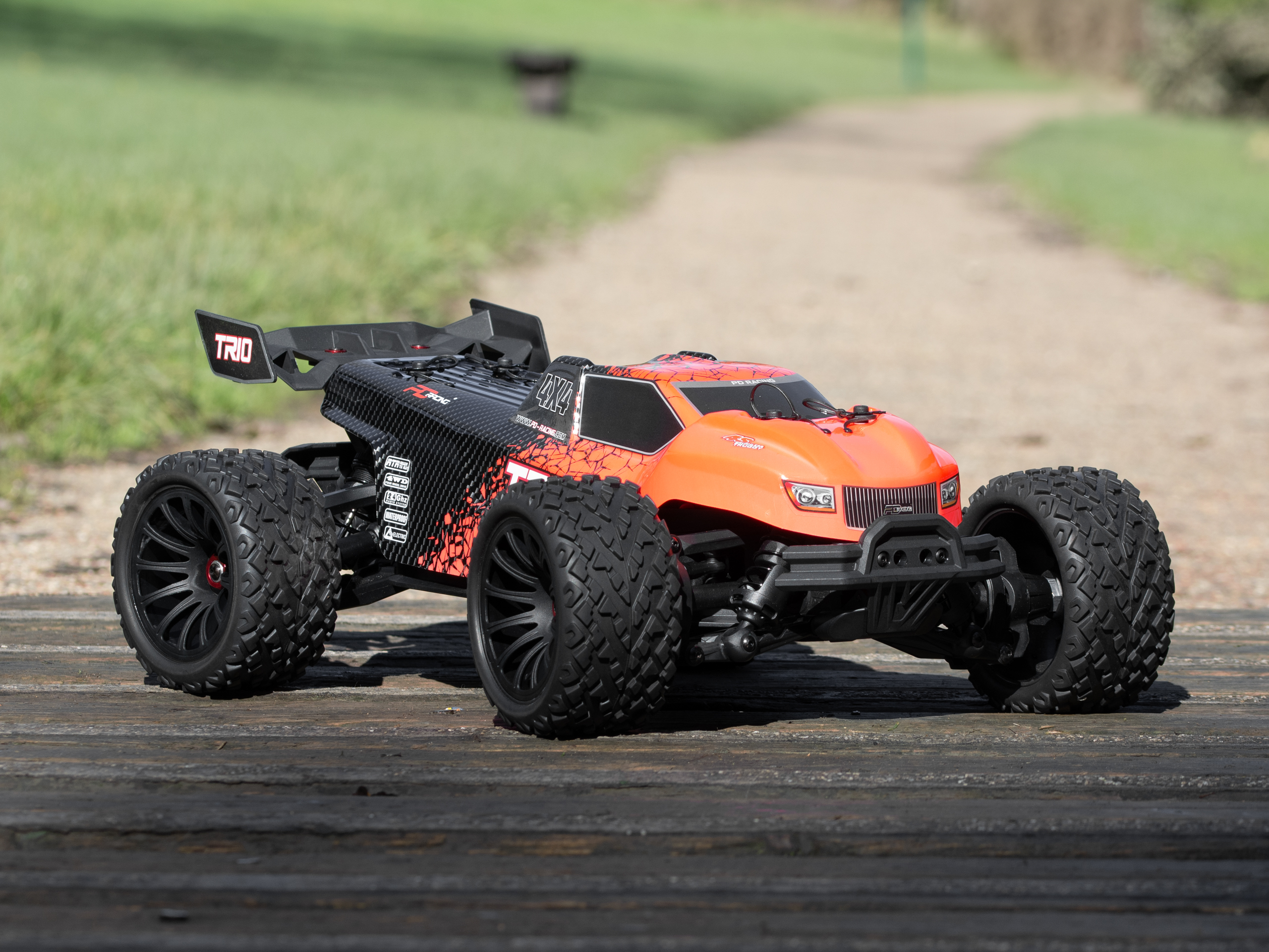 PD Racing Radio Control TR10 4S Brushless Truggy 1:10 PD861R - Image 6