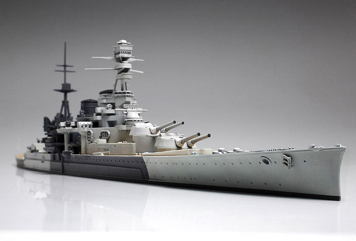 Tamiya Battle Cruiser Hms Repulse 1:700 31617