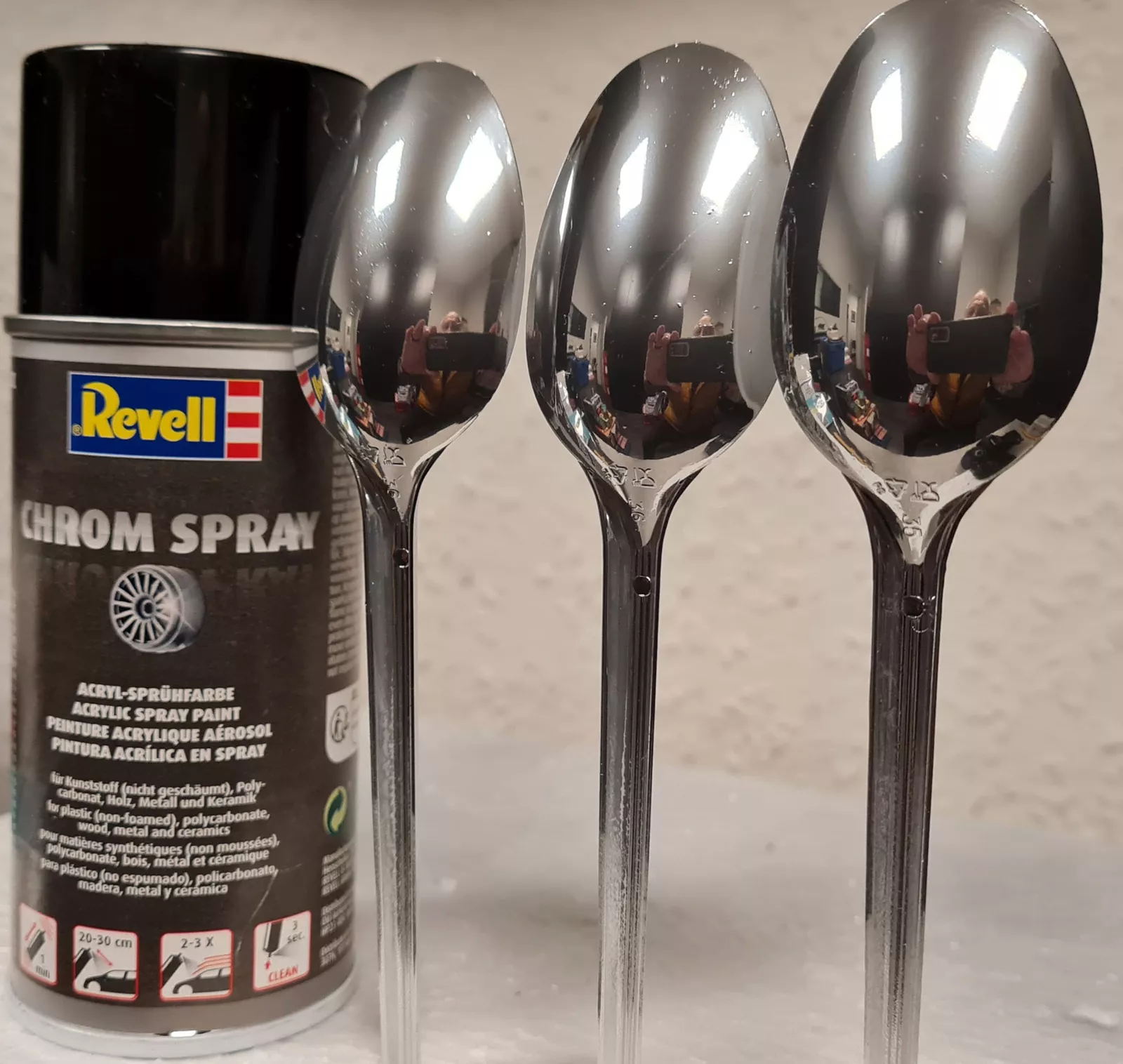 Revell Chrome Spray Acrylic 150ml 39628 - Image 3