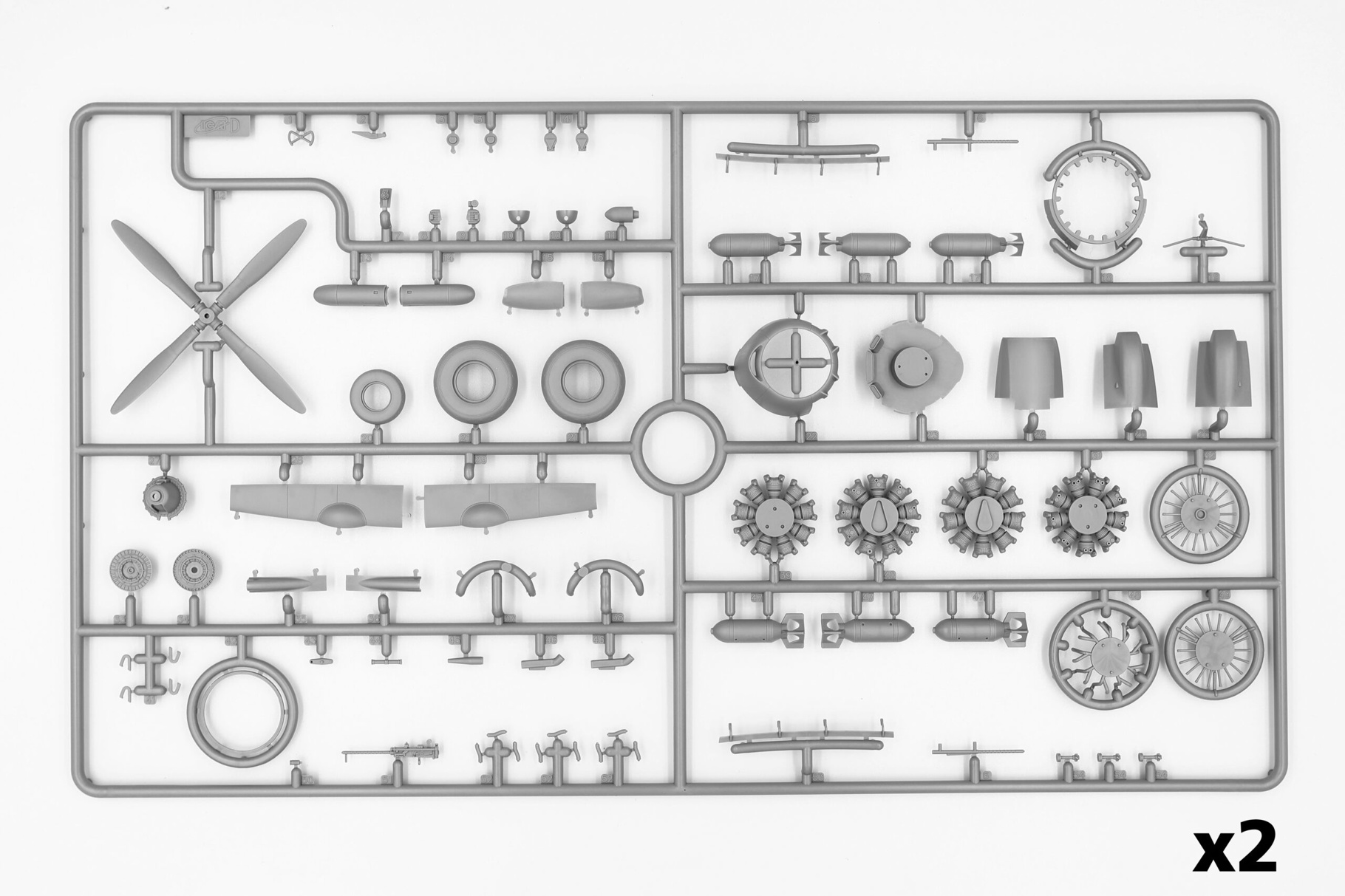 ICM B-26G Marauder, WWII American/French Bomber 1/48 ICM48323 - Image 2